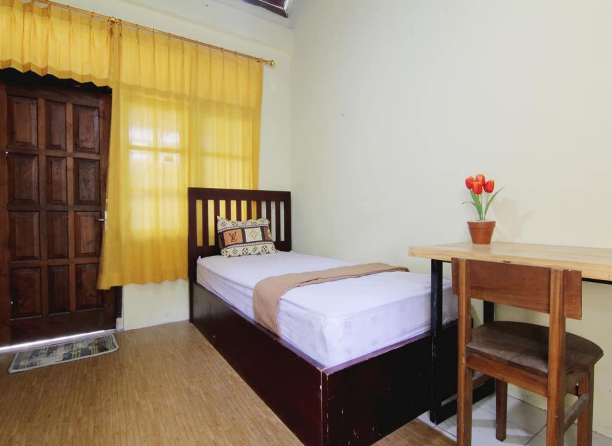 Griya Lowanu Yogyakarta Exterior foto