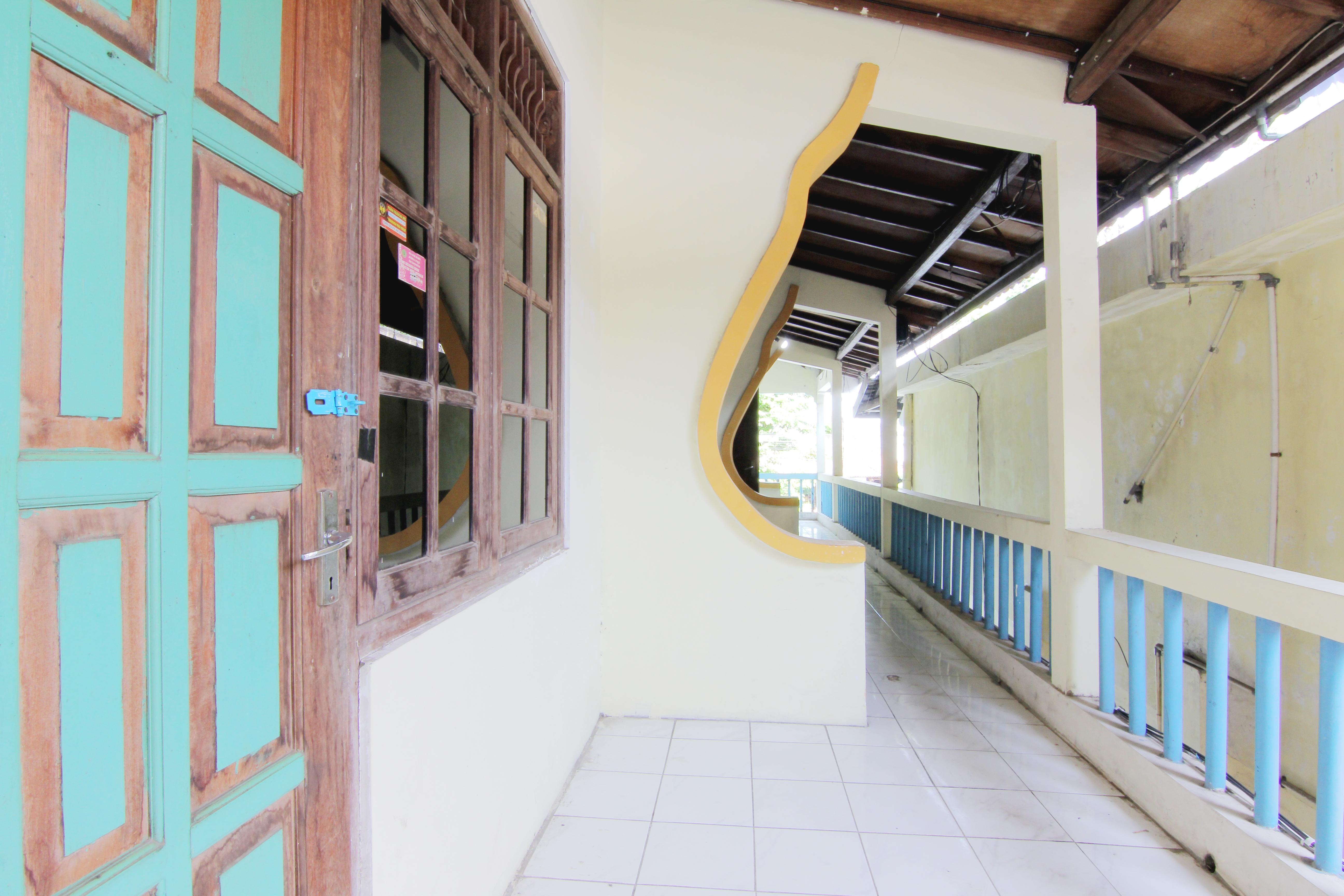 Griya Lowanu Yogyakarta Exterior foto