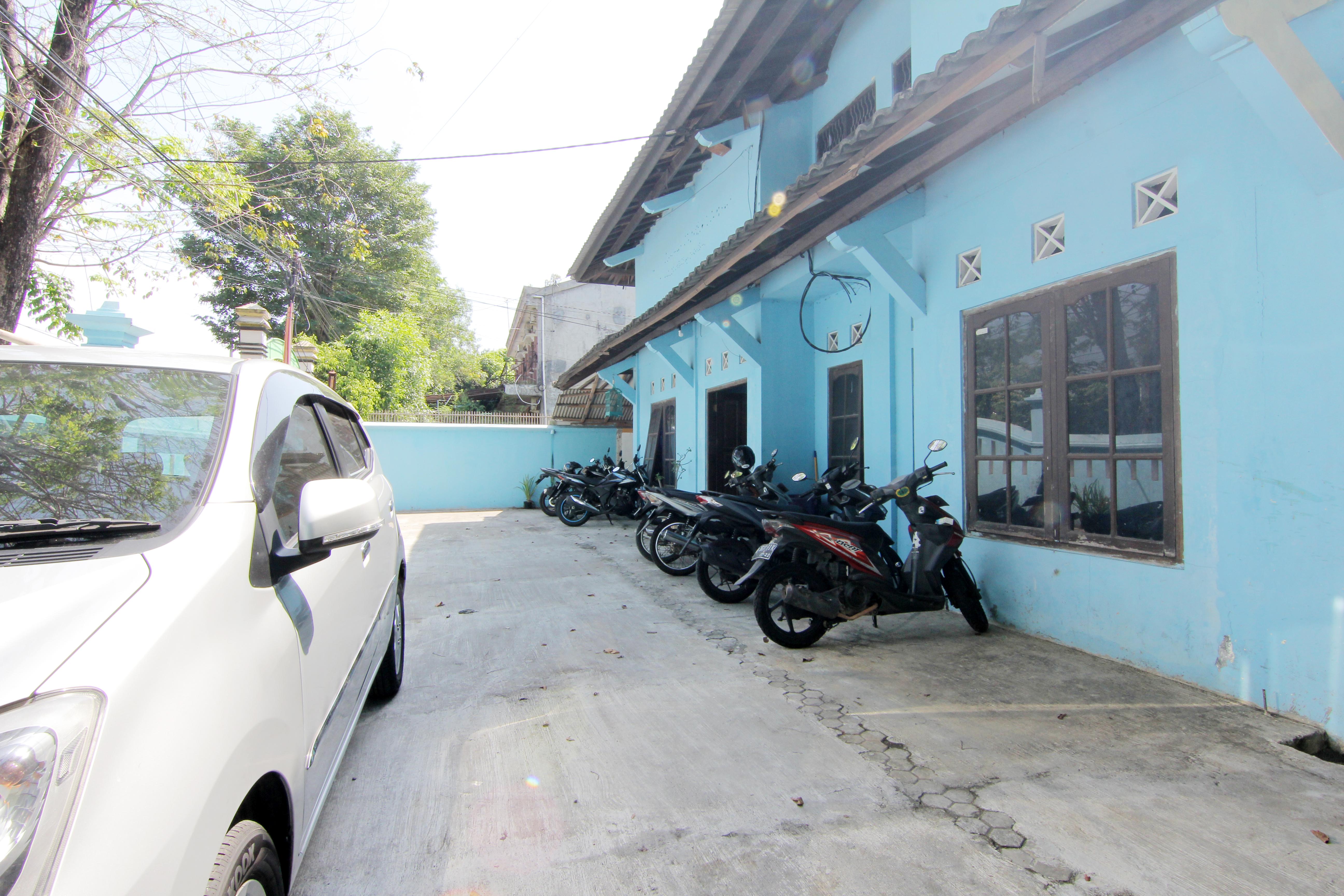 Griya Lowanu Yogyakarta Exterior foto